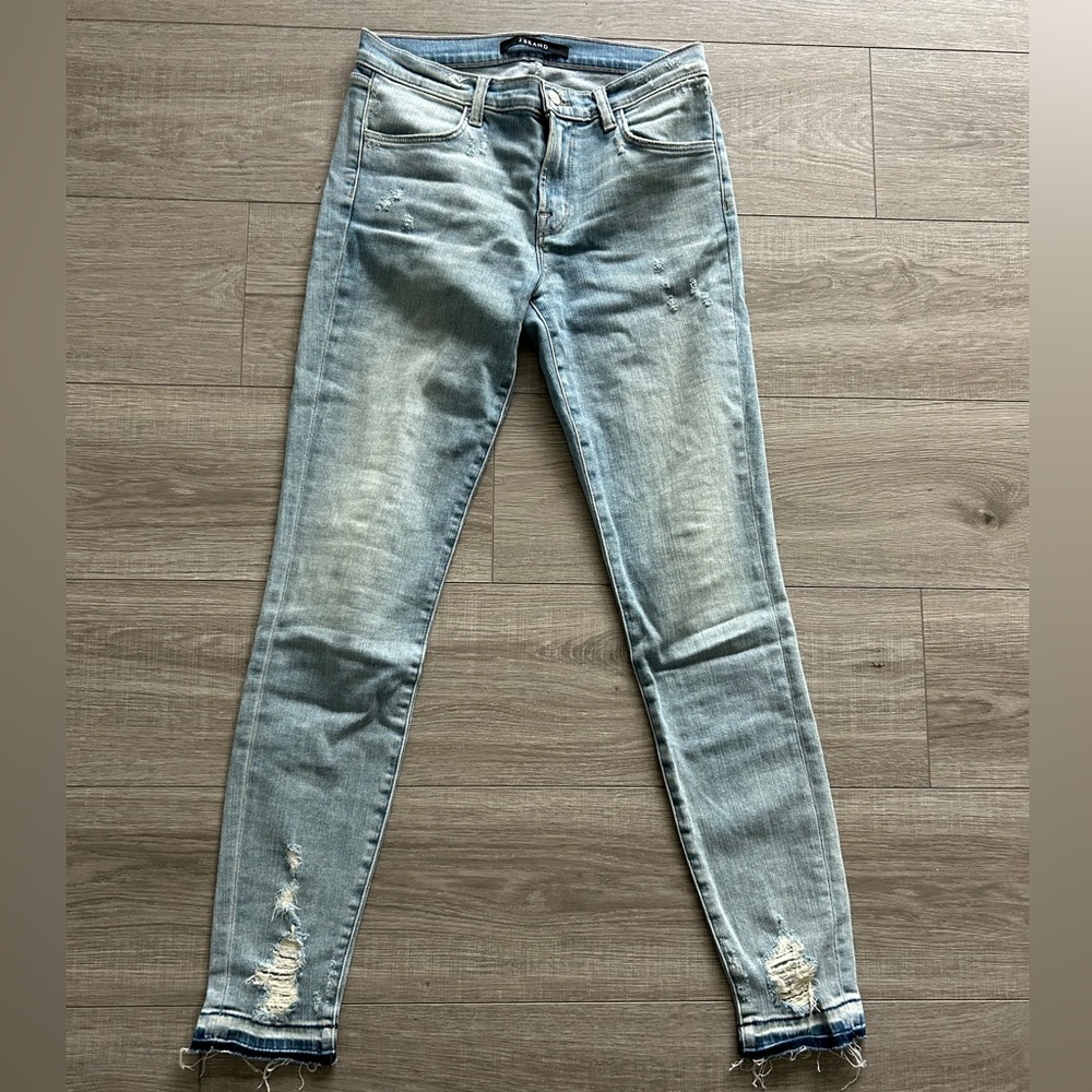 J Brand Light Wash Distressed Skinny Jeans (Size 27)